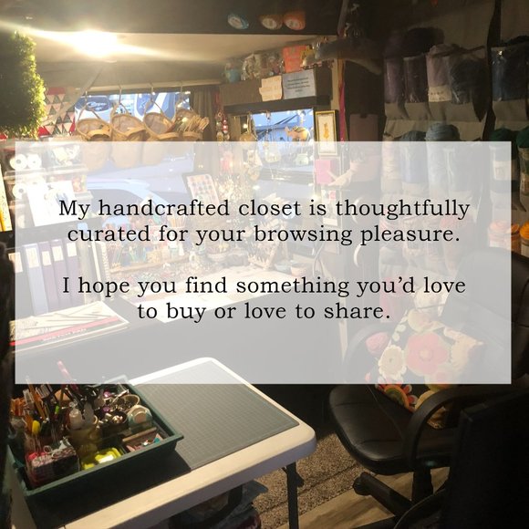 Welcome To My Closet! - Picture 4 of 7